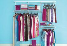 De kleding in je kast uitzoeken kleding